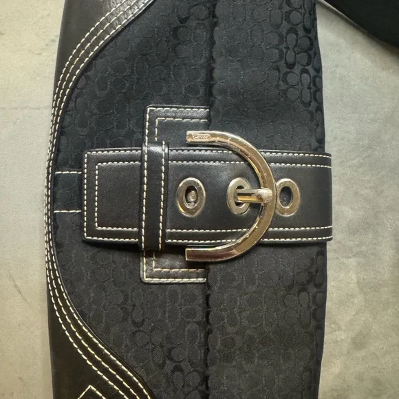 Coach Soho Buckle Flap Black Signature Shoulder Bag Y2K Vintage G0530-3628 - Picture 8 of 12